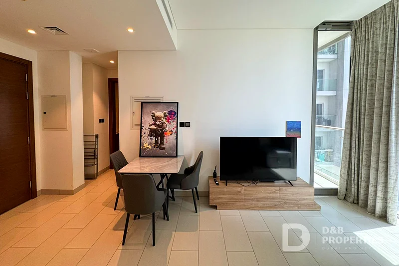 Burj Khalifa View | Pool Facing | Furnished64016556756225114