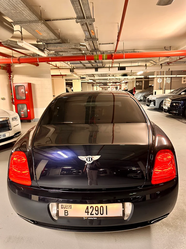 Bentley Flying Spur low milage / full option63613464885251112