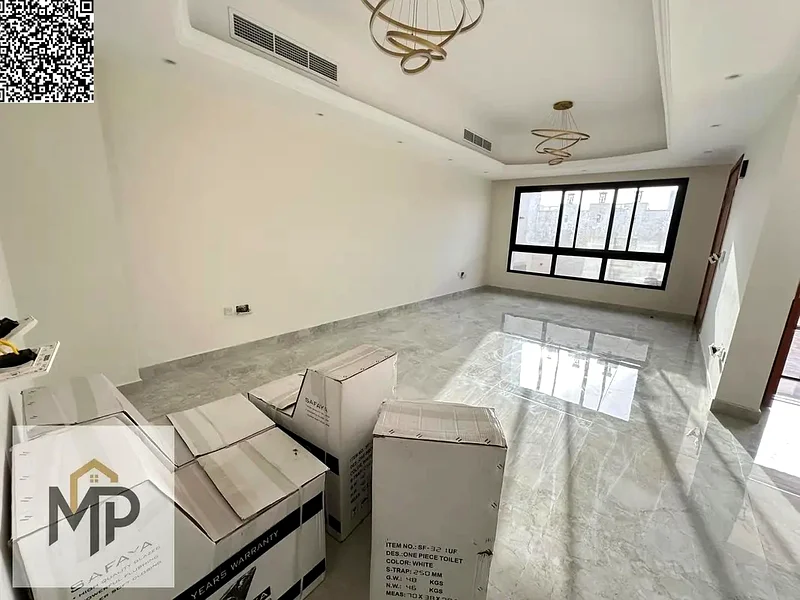 فيلا حديثة بلمسات فاخرة وحديقة خاصة في العالية، متضمنة الكهرباء والماء63871640942849114