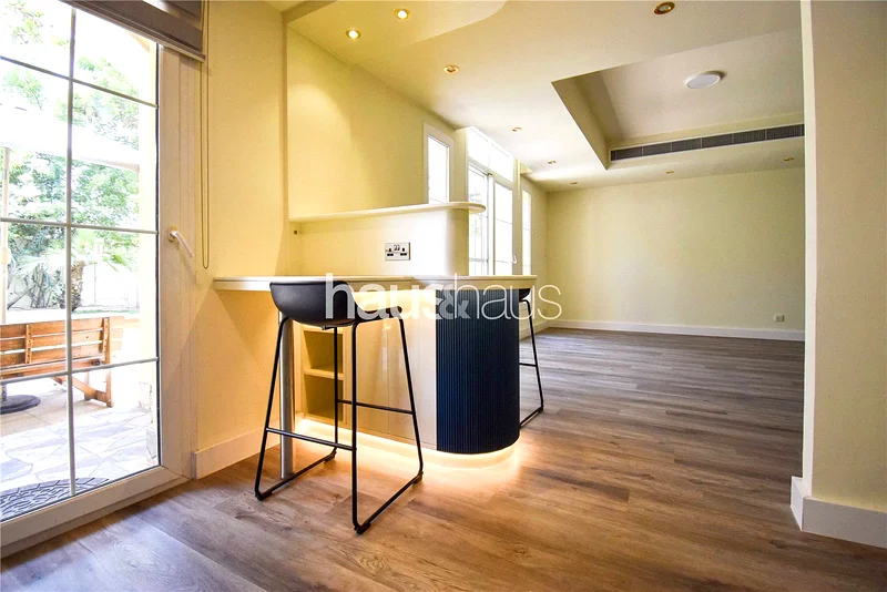 Type 3M | Lake Views | Upgraded63922512668289114
