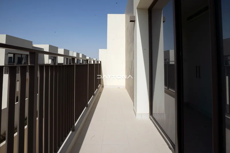 بالقرب من وسائل الراحة | تخطيط كبير | موقع متميز63805749263363111