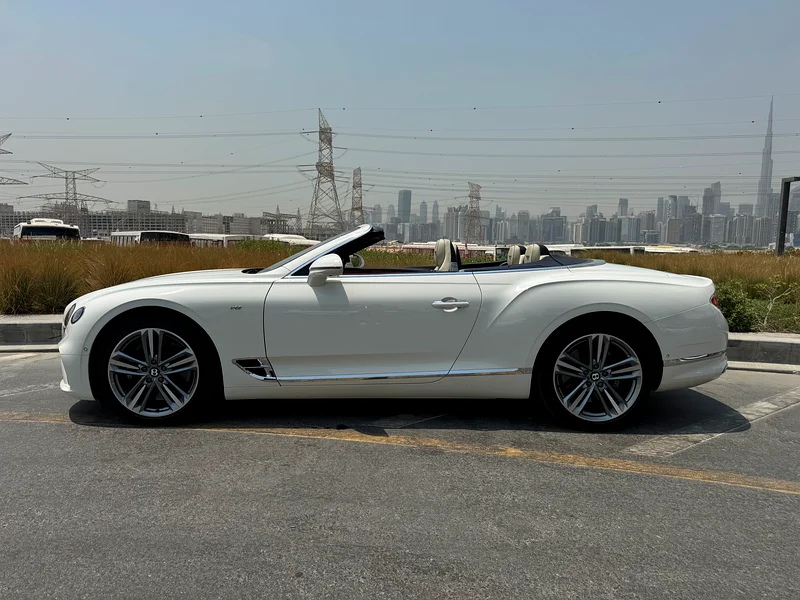 BENTLEY CONTINENTAL GTC V8*CLEAN CAR*LOW MILEAGE*WARRANTY AVAILABLE*63613464868738112