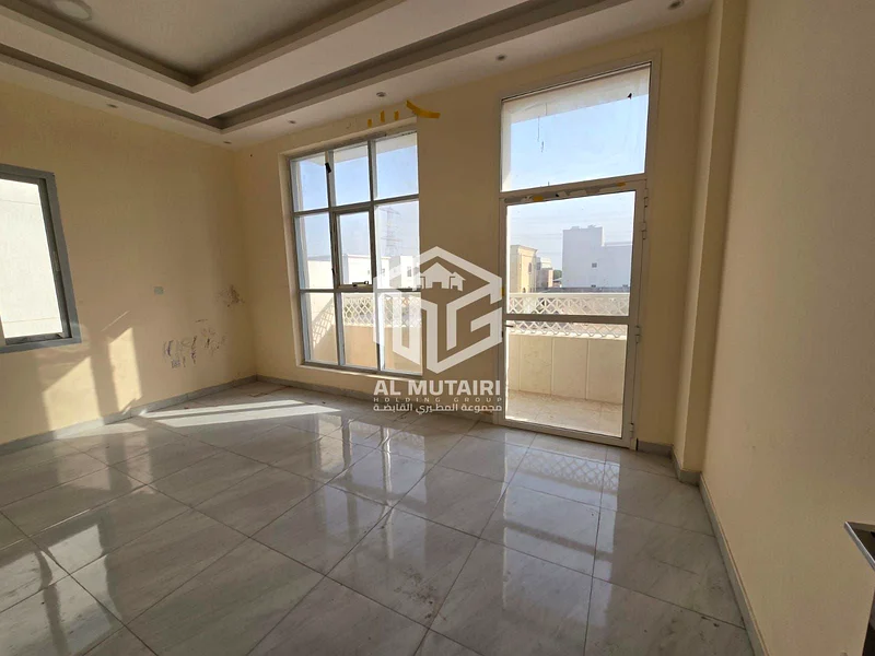فيلا سكنية للإيجار في عجمان - منطقة الياسمين 📍 موقع متميز على الشارع الرئيسي - كهرباء للمواطنين63716766852994112