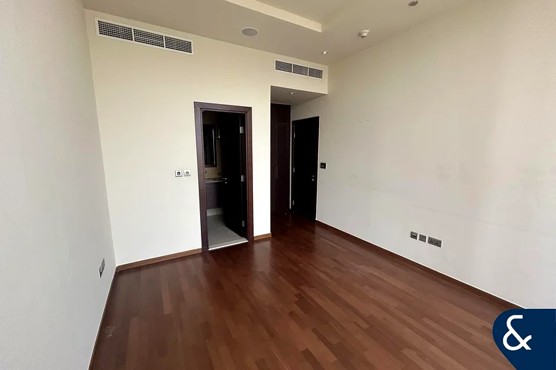 سريرين | غير مؤثث | إطلالة على البحر | منطقة معيشة63805749272578112