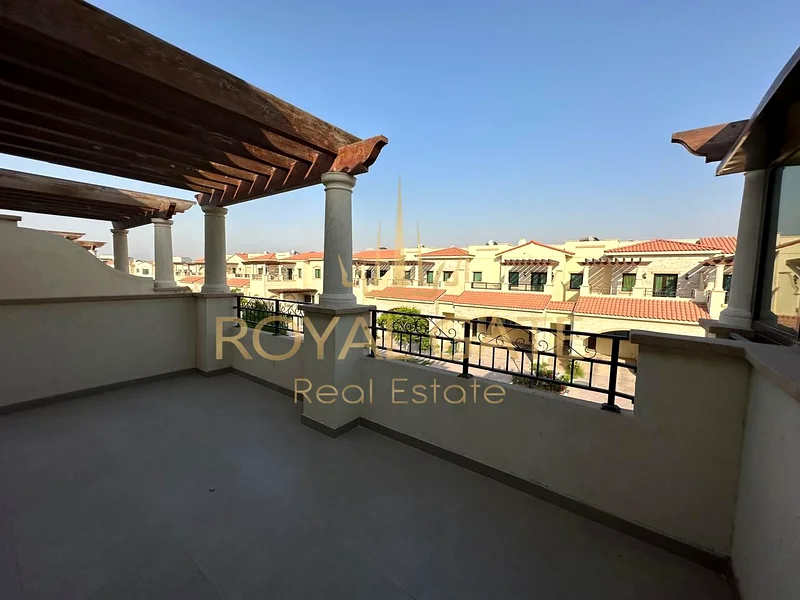 Elegant 3BHK Townhouse l Ready to move in63625224505091111