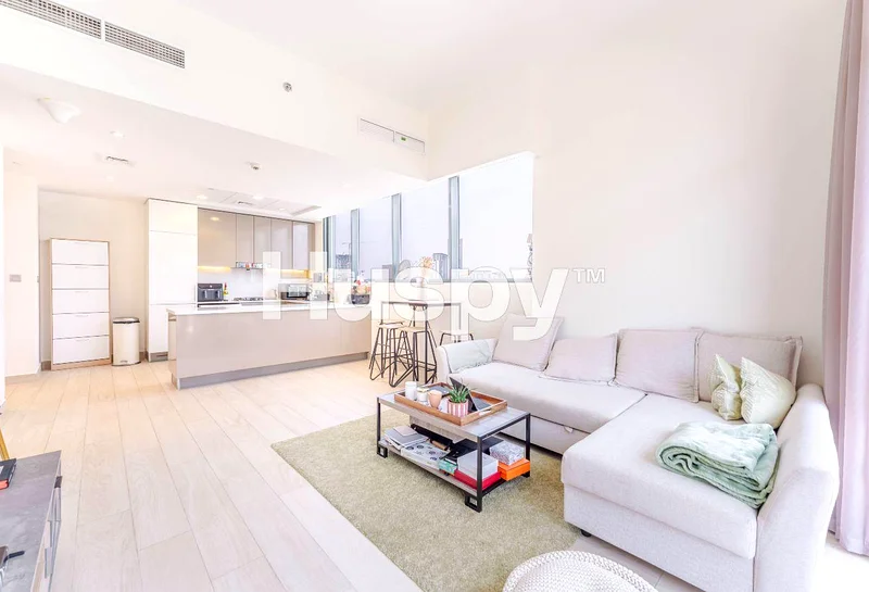Corner Unit l Pool View l Mid Floor63975530822146111