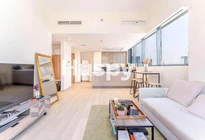 Corner Unit l Pool View l Mid Floor63975530822146110