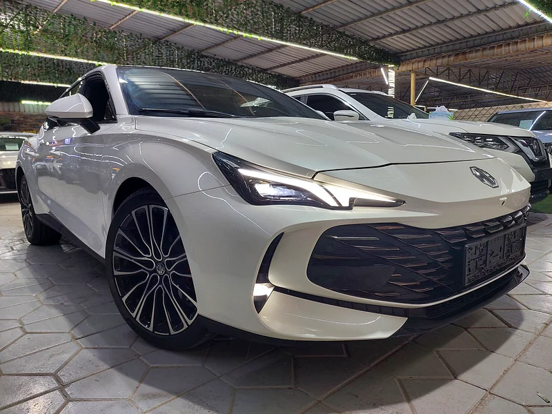*** FINANCE, GCC, 2L, PPF FULLY PROTECTED, 2 YEARS EXTENDED MECHANICAL WARRANTY INCLUDED ***63613733552129111
