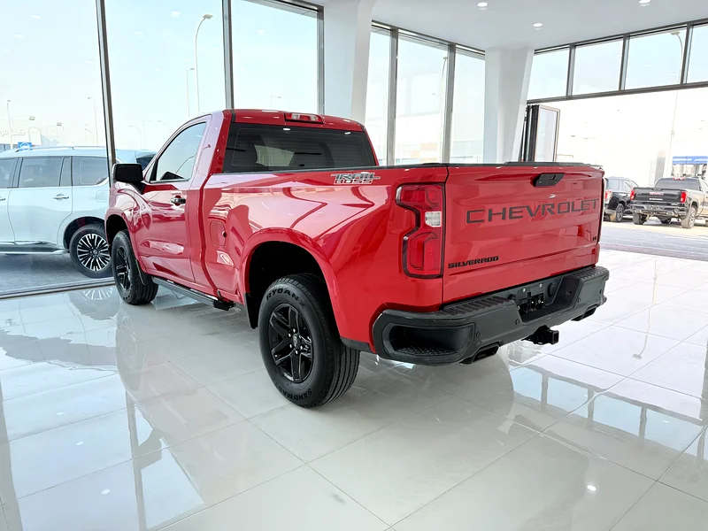 شيفروليه سيلفرادو Chevrolet Silverado فل ابشن تبريد و تسخين كراسي احمر  داخل احمر خليجي 201963612066796801113