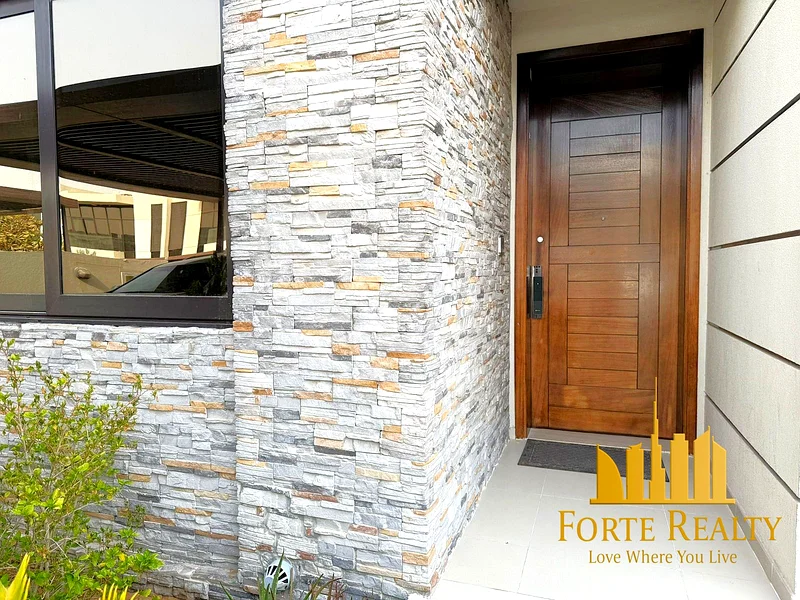 Elegant  Villa | Spacious Lay-out | Prime Location63738983789825111