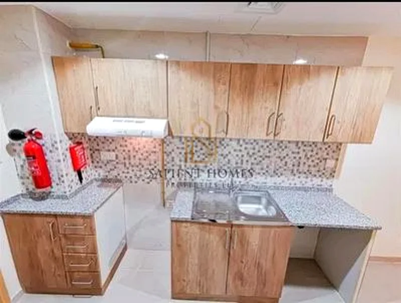 Spacious Layout | Huge Balcony | Upgraded | Vacant63779295052291112