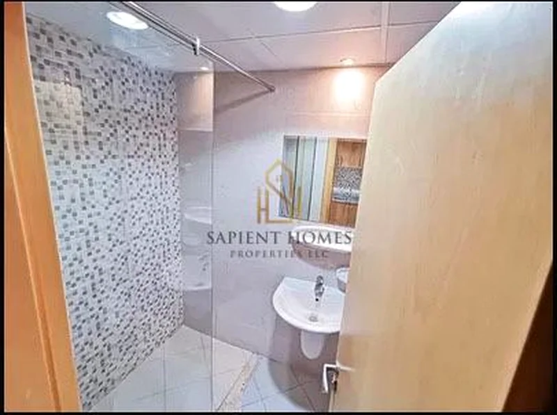 Spacious Layout | Huge Balcony | Upgraded | Vacant63779295052291113