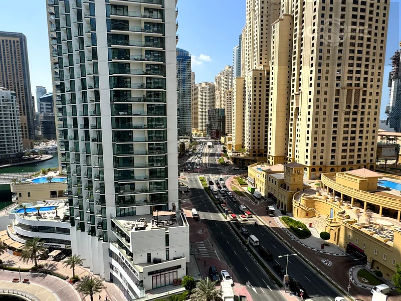 شقة مفروشة بالكامل بإطلالة على المارينا وخالية من رسوم المبرد للإيجار في برج سانيبل63775522543363111