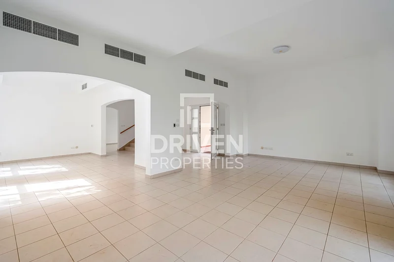 Large Layout | Best Deal | Ready to Move in63726113587459114