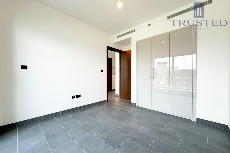 1 BR | Unfurnished | Prime Location64017854412289114