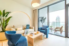 Stylish 1BR with Marina Views