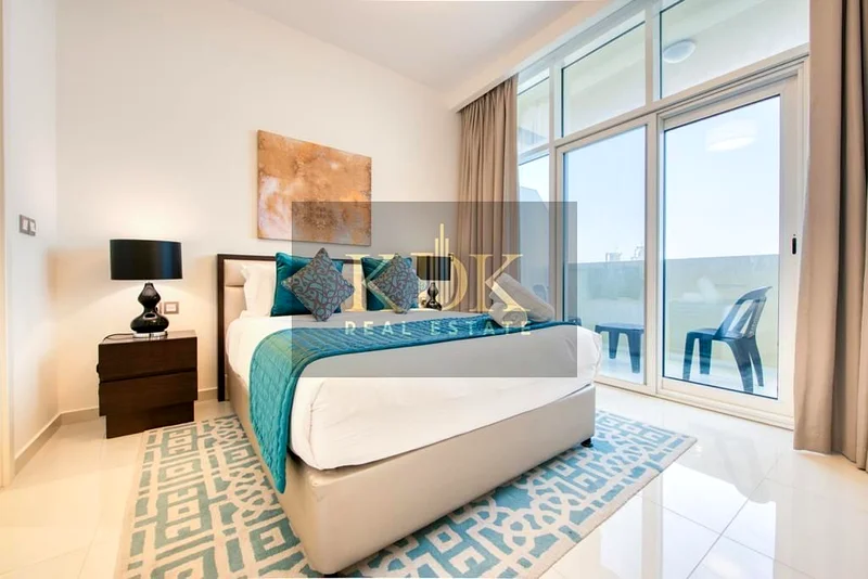 Pool View | Prime Location | Spacious Unit63784717895810110