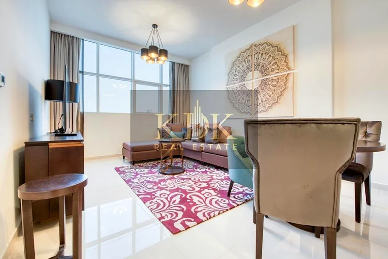 Pool View | Prime Location | Spacious Unit63784717895810111