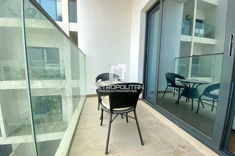 Fully Furnished Studio | Vacant | Amenities View63780032855298113