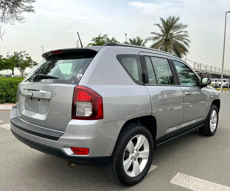 Jeep Compass 4WD GCC Clean car63612070675458113