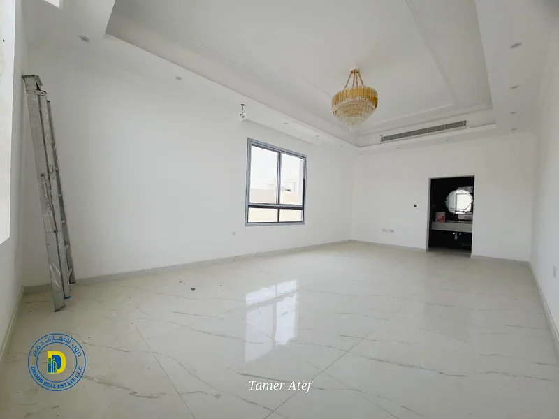 For those with luxury, a 5-room villa with spacious areas, including water, electricity and AC, in Al Muwaihat 1,bank financing, freehold63868632213250114