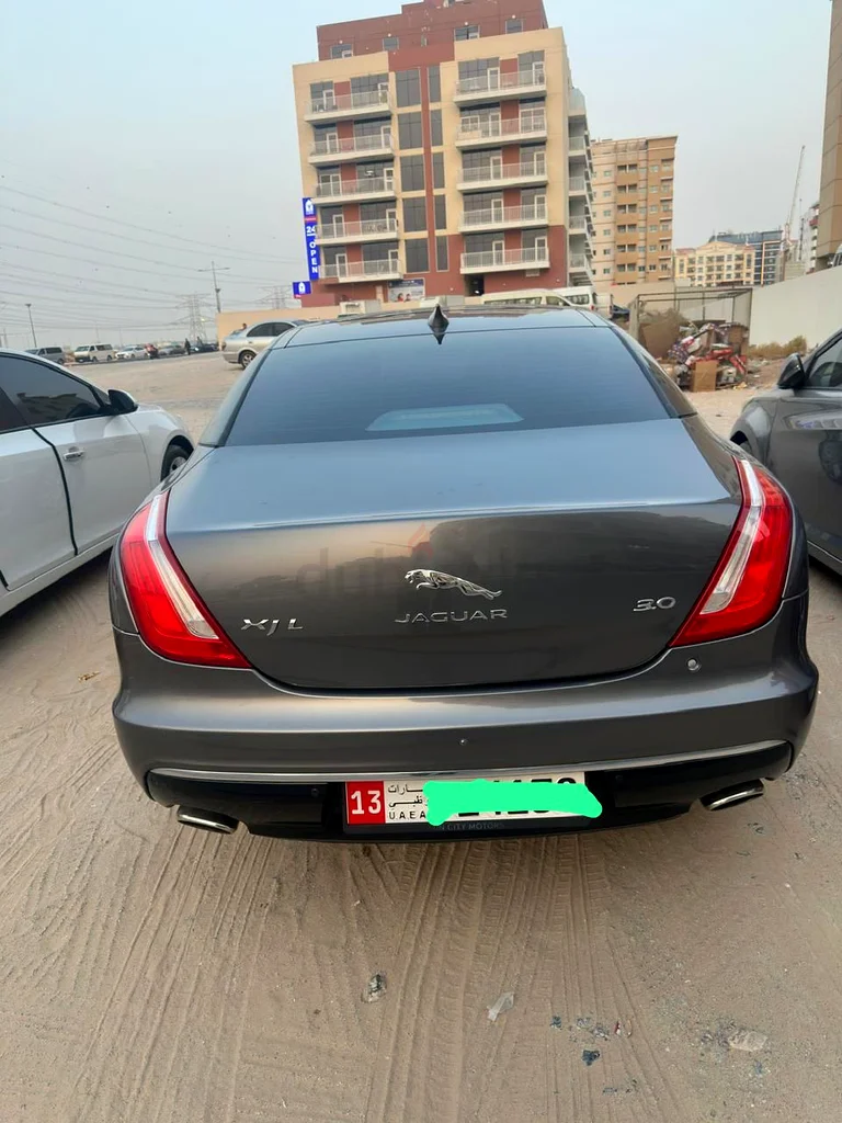 جاكوار XJ63613735201026111