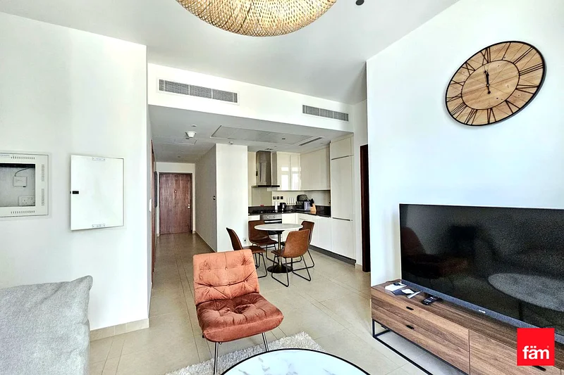 High Floor | Un-Furnished | Skyline View63776629861635112