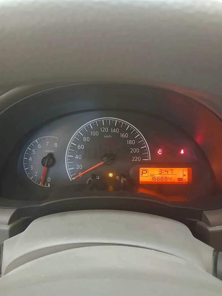 Nissan Sunny SV63613132115203112