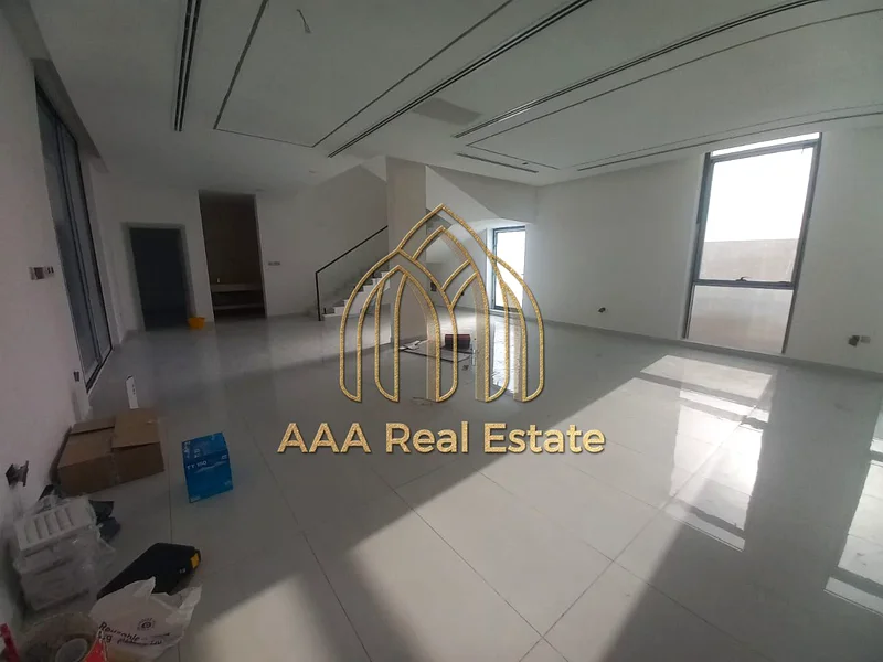 MODERN STYLE | BRAND NEW | INDEPENDENT VILLA63730333378179113