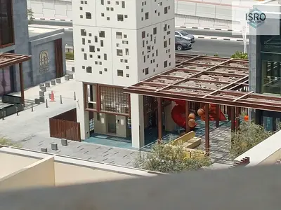 غرفة نوم واحدة مع غرفة دراسة متاحة بالقرب من مركز مدينة الزاهية الشارقة