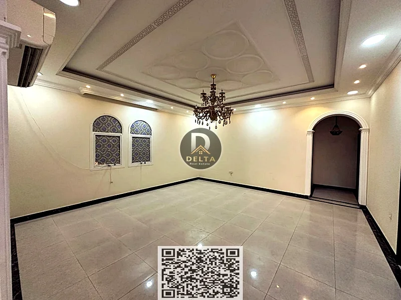 فيلا للإيجار في المويحة 1 - 5000 قدم مربع - موقع ممتاز بالقرب من المسجد!63712606355331112