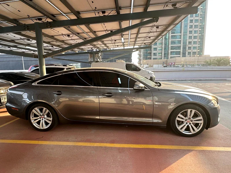 جاكوار XJ63613735201026113