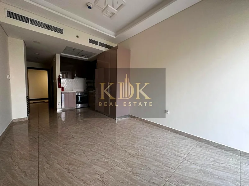 غير مفروشة | مطبخ مجهز | جاهزة للانتقال63765081495171113