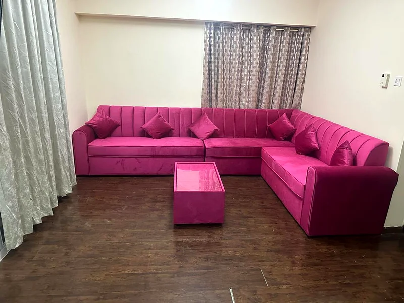 غرفتا نوم، وصالونان مع شرفة وغرفة خادمة، الشارقة، التعاون، مفروشة63827763370881111