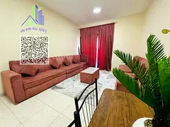 Available now: two rooms and a living room with direct sea view, best price