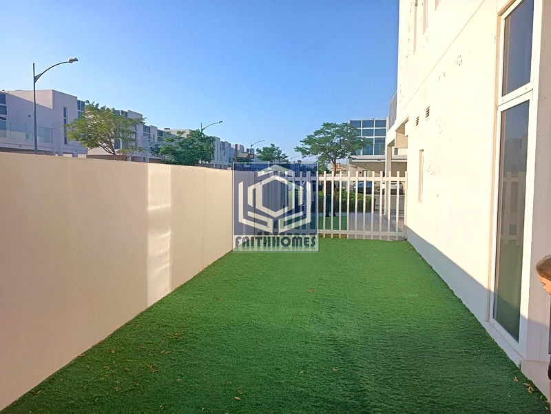 Unfurnished 3-Bedrooms | RR-EM | Prime Location64003482349313110