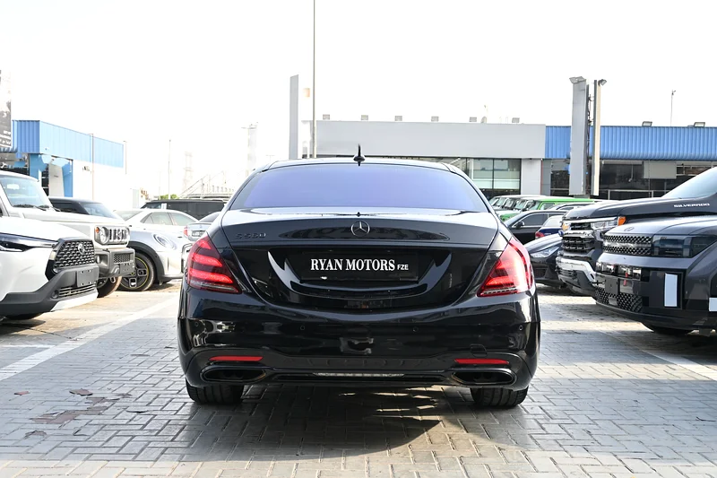 2019 Mercedes S560 4.0L V8 4Matic black color63613986248450114