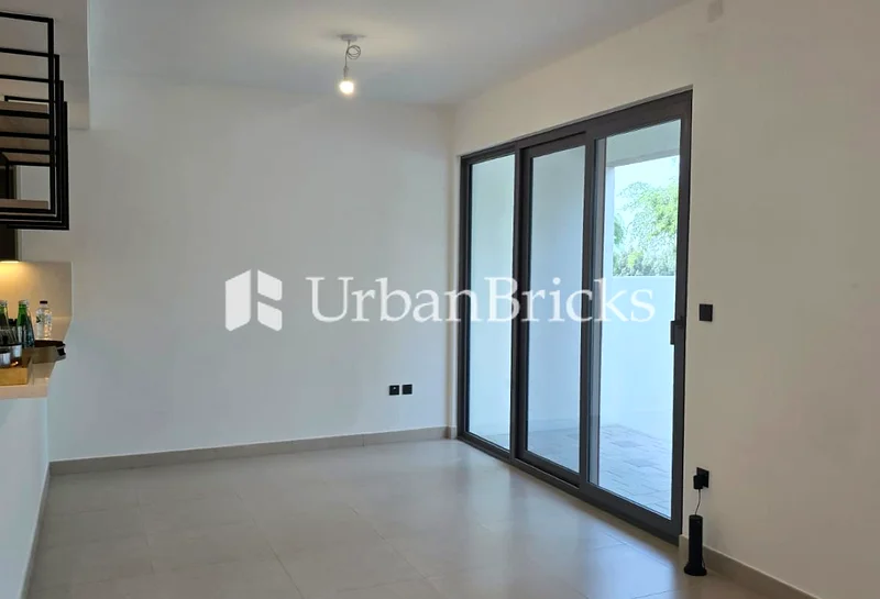 Single Row | Open Kitchen | Walk to RGS63807175714562114