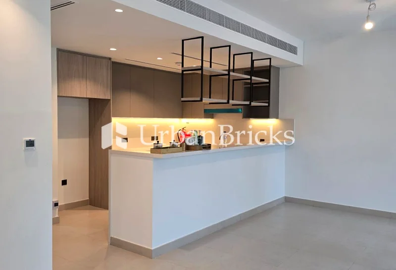 Single Row | Open Kitchen | Walk to RGS63807175714562113
