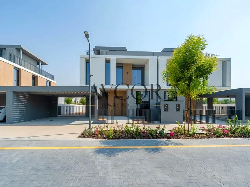 Community Expert | Urgent Sale | Big Unique Plot63931235230081110