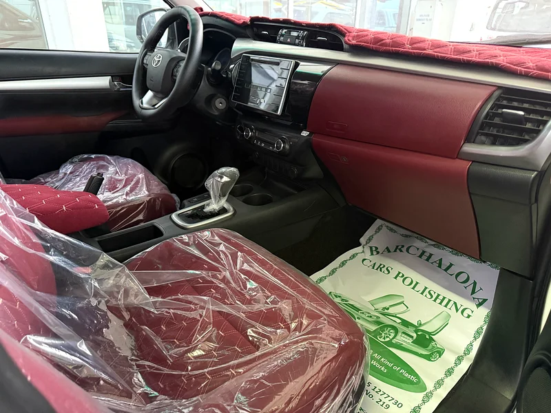 Toyota Hiulx 4x4 automatic 201663612449381251113