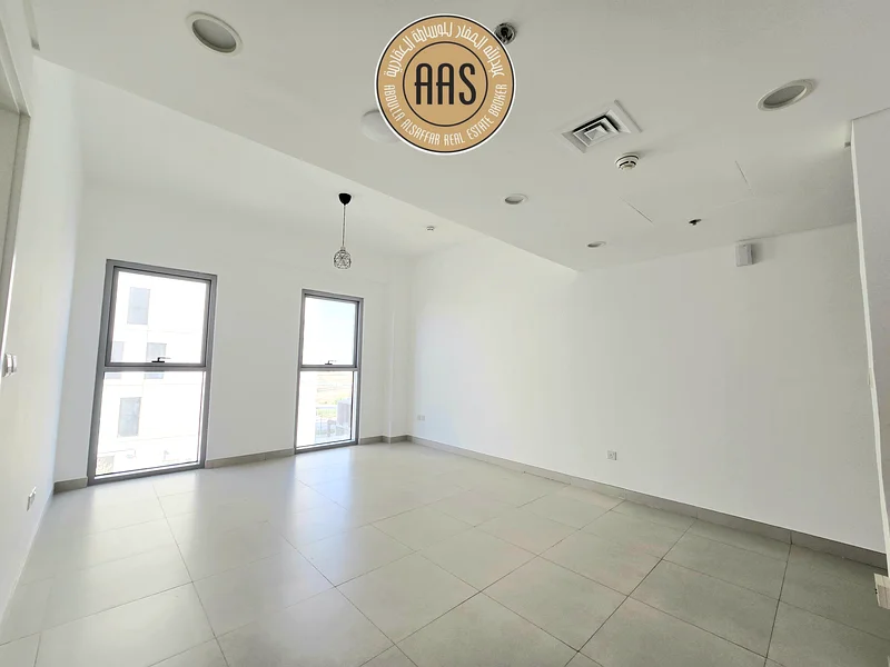 Spacious Apartment  ! Pool Facing ! With Kitchen Appliances ! With All Aminities63751682554882112