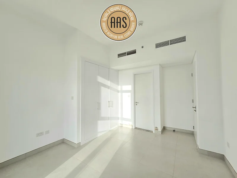 Spacious Apartment ! Park Facing ! Big Size ! With All Aminities ! Ready to Move63751682537345112