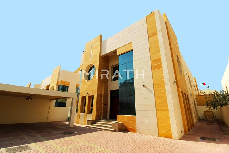 Bright & Modern 5BR Villa with Good Sized Plot63730427325442110