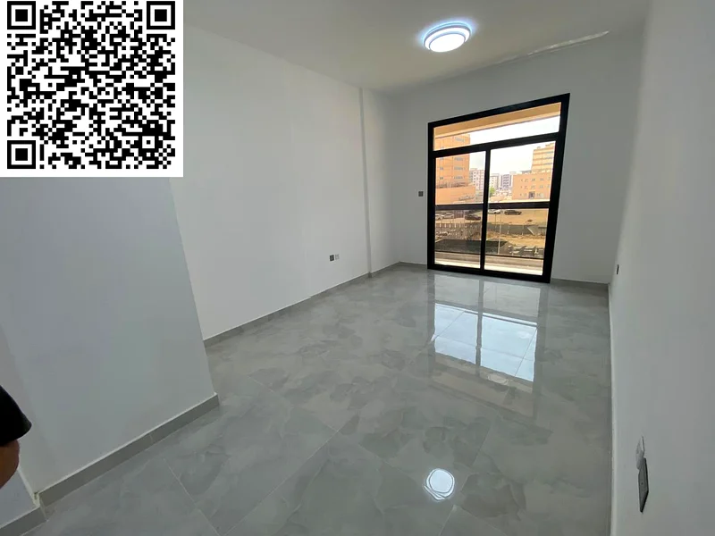 شقة لعمرة أولى، بغرفتي نوم رئيسية وصالة في الجرف 3، عجمان، مع 3 حمامات، شرفة، خزائن مدمجة، وتكييف مركزي63716039136898110