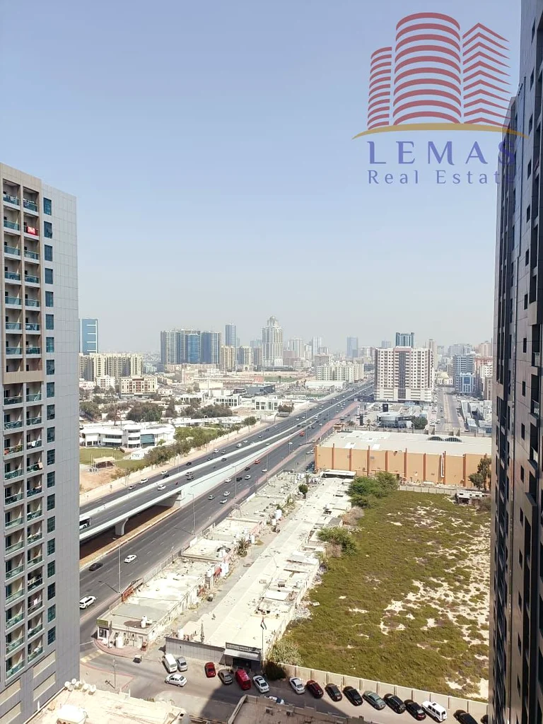 شقة غرفة نوم واحدة للبيع نقدًا بمطبخ مفتوح / ملكية حرة63891236132739111