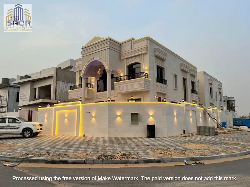 Miniature palace for sale on the corner of two streets / freehold / no service fees / at a price including fees63911828189058110