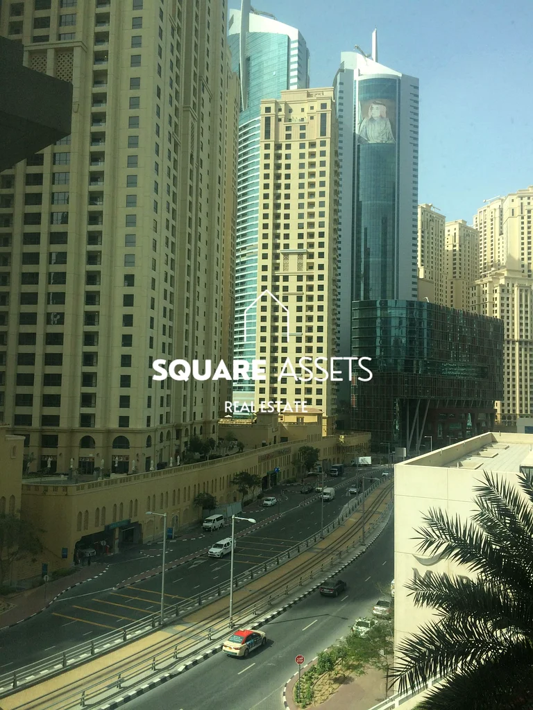 شقة بمنظر على المسبح وغرفتين نوم واسعتين للإيجار!63773631596547111