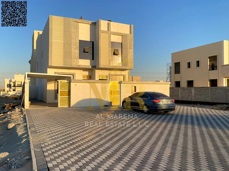 فيلا بسعر يشمل رسوم التسجيل ونقل الملكية على الشارع الرئيسي، جاهزة للسكن في أكثر مناطق عجمان رقيًا، ملكية حرة لـ63904570213507111