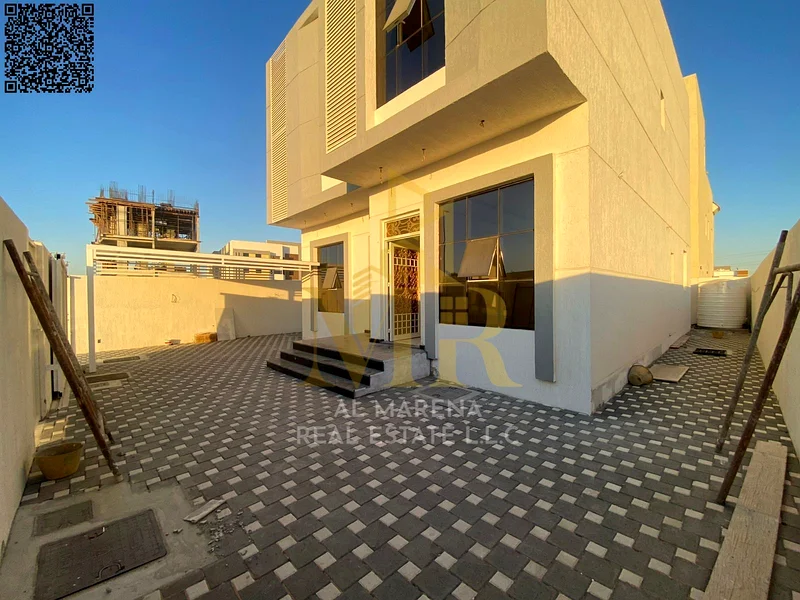 فيلا بسعر يشمل رسوم التسجيل ونقل الملكية على الشارع الرئيسي، جاهزة للسكن في أكثر مناطق عجمان رقيًا، ملكية حرة لـ63904570213507114